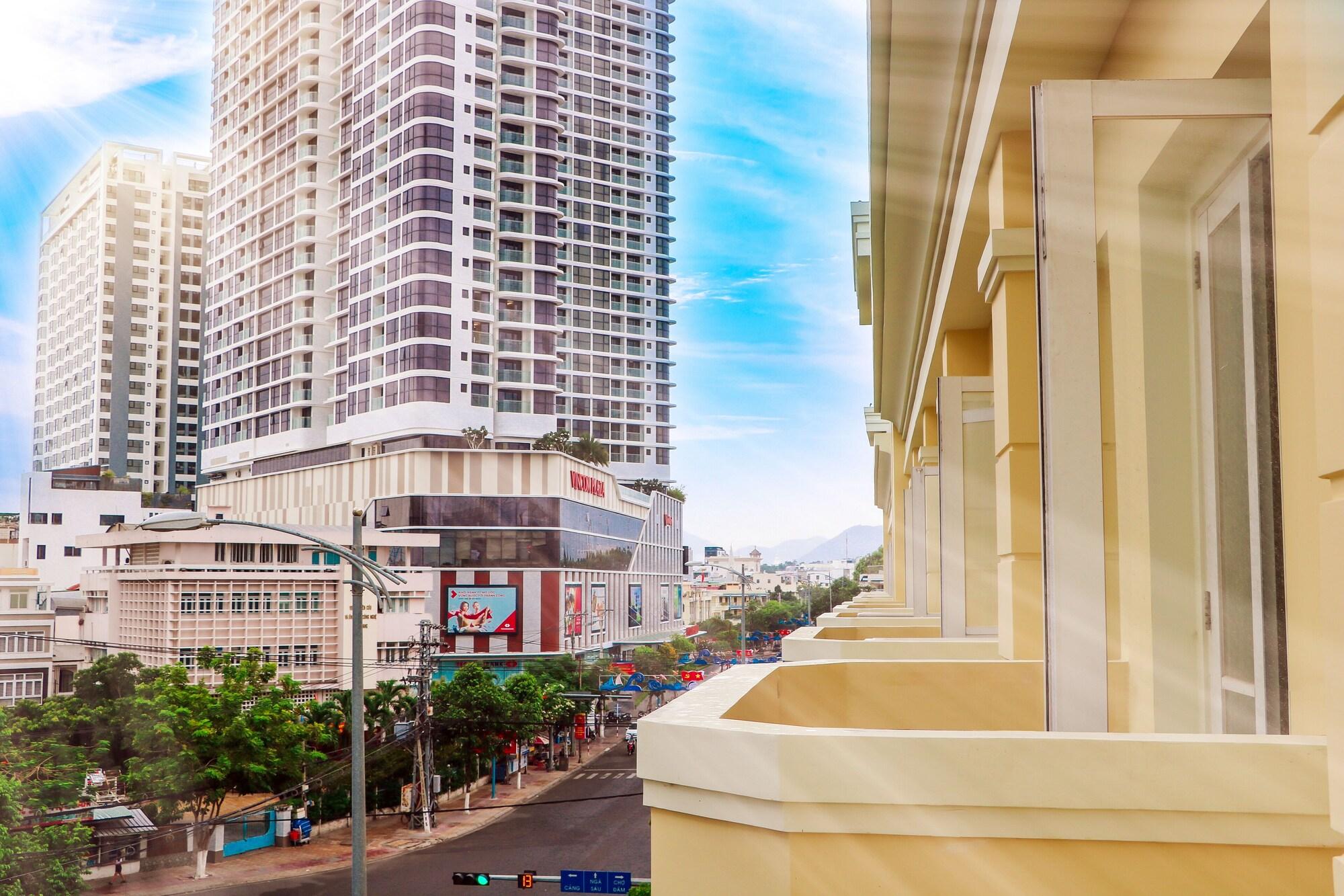Vien Dong Hotel Нячанг Екстер'єр фото