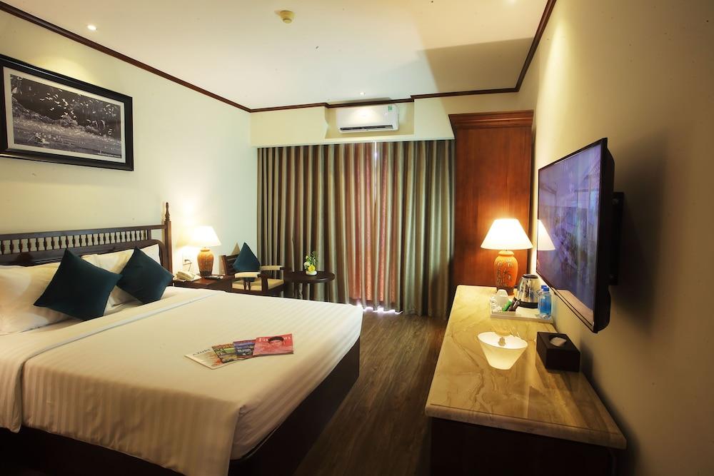 Vien Dong Hotel Нячанг Екстер'єр фото