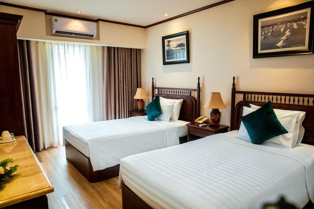 Vien Dong Hotel Нячанг Екстер'єр фото