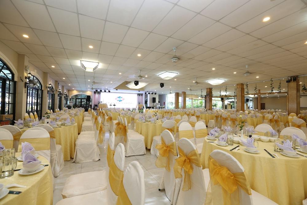 Vien Dong Hotel Нячанг Екстер'єр фото