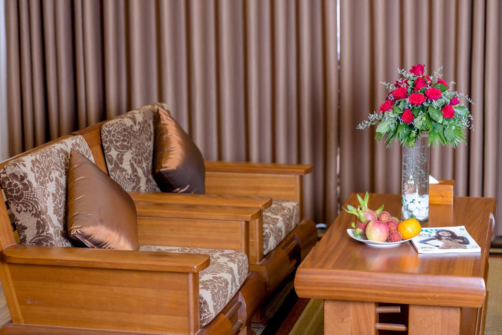 Vien Dong Hotel Нячанг Екстер'єр фото