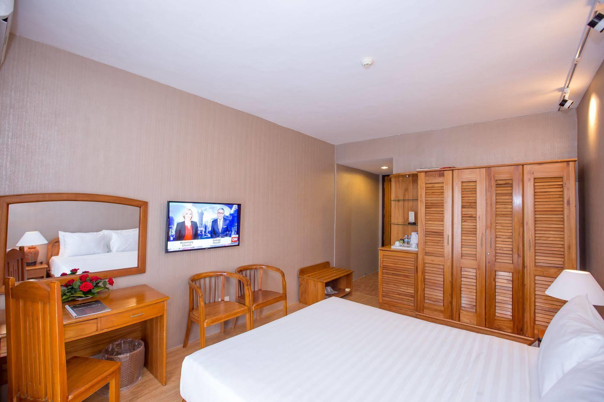 Vien Dong Hotel Нячанг Екстер'єр фото